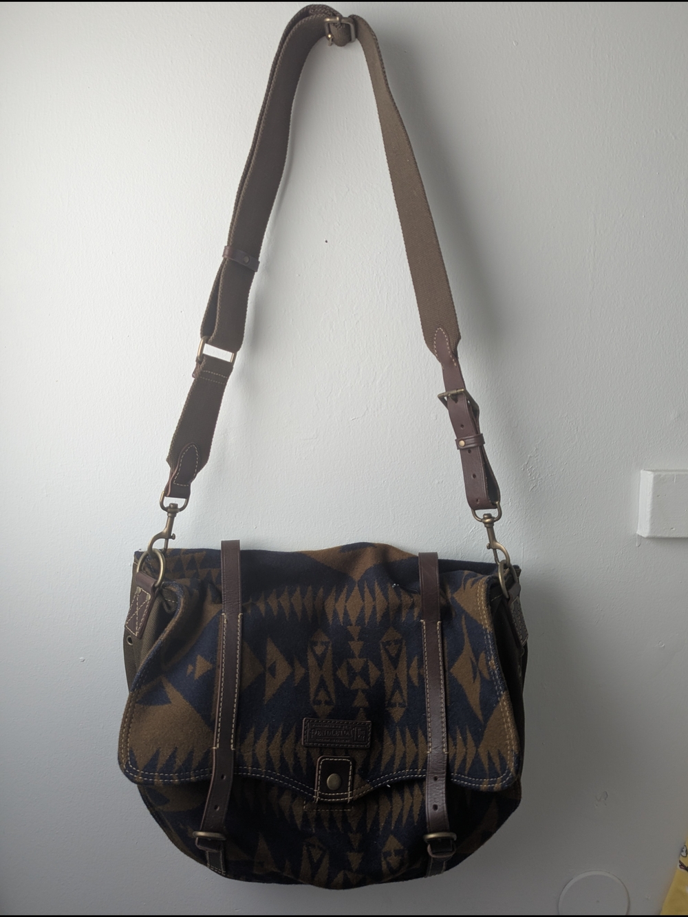 Pendleton Brown & Black Aztec-Pattern Wool Messenger Bag With Leather Accents